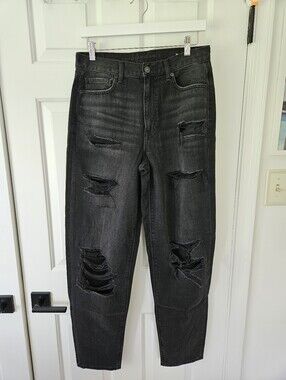 AE Distressed Relaxed Fit Jeans | Size 6 X-Long / 6 Extra Long | Black